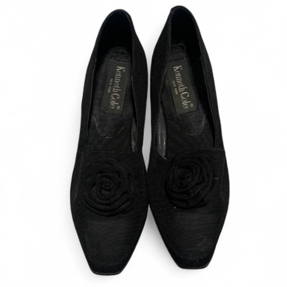 Vintage Kenneth Cole Black Floral Accents Genuine Leather Soles Flats